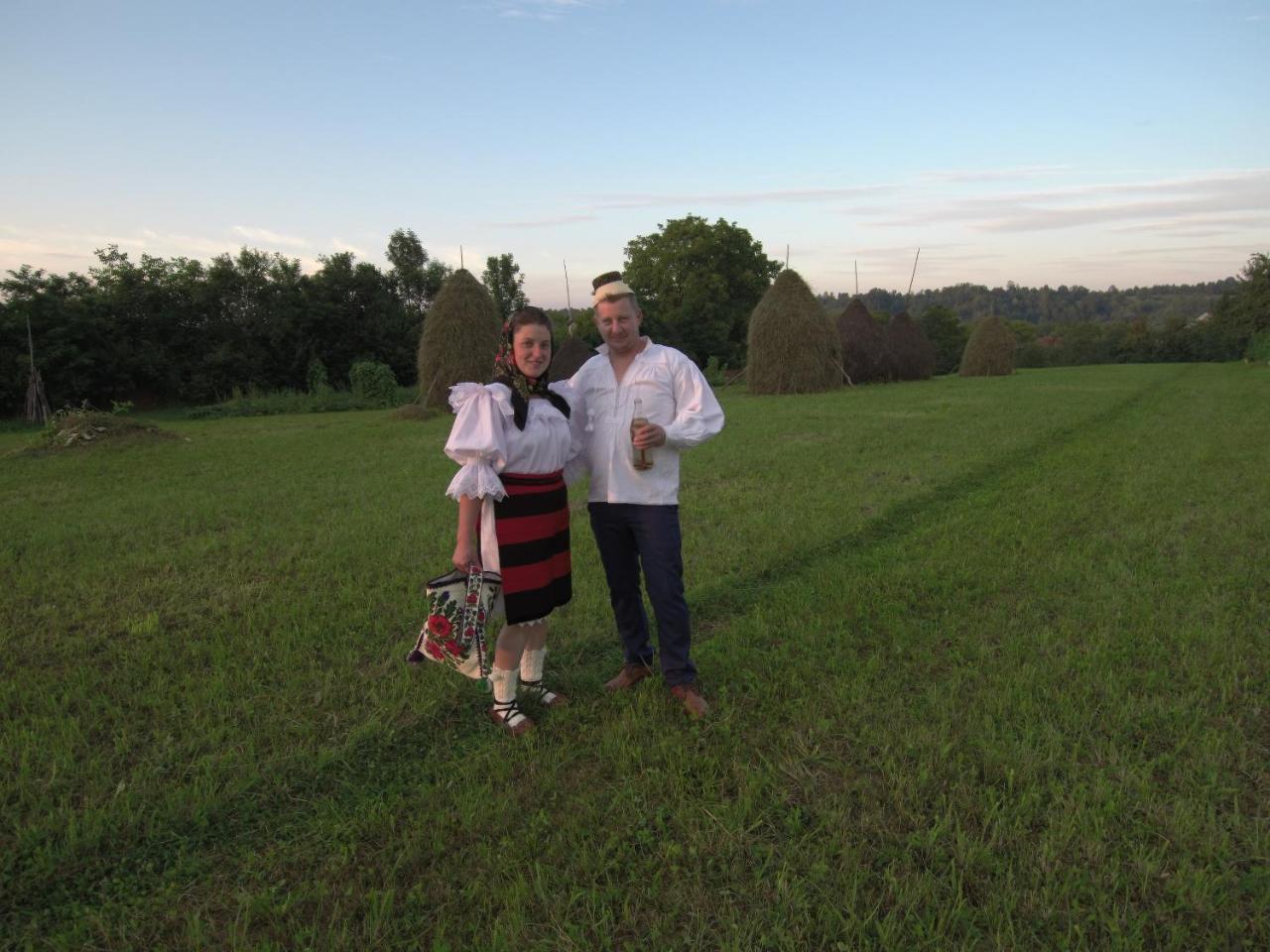 Hotel Sub Creasta Cocosului Breb Exteriér fotografie